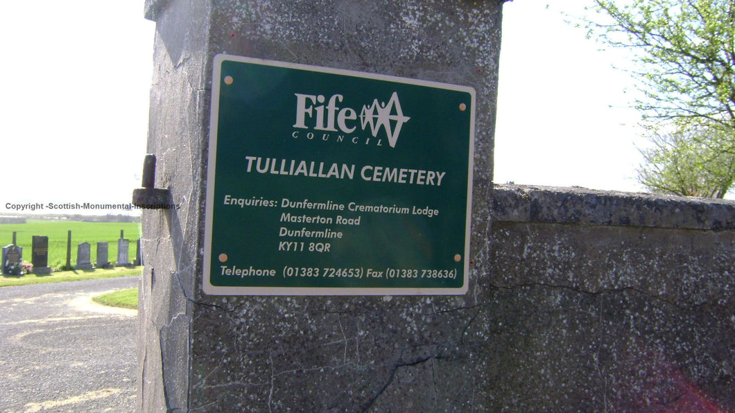 Tulliallan Cemetery - Fife PDF